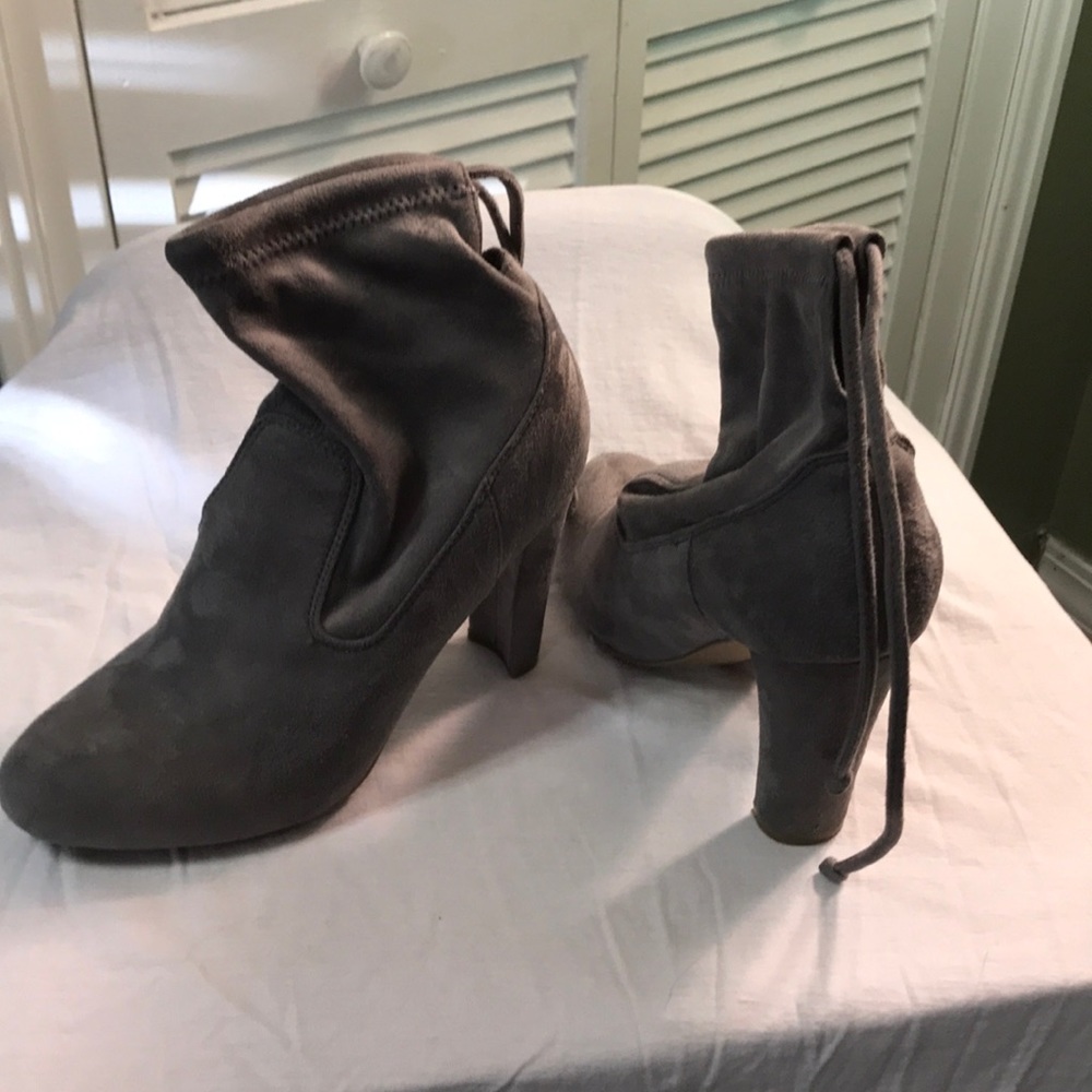 Gray sued booties